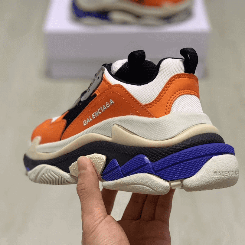 Ba*len*cia*ga triple s trainers - bb24