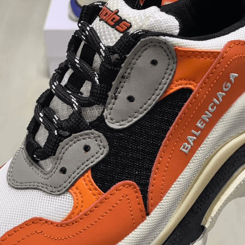 Ba*len*cia*ga triple s trainers - bb24