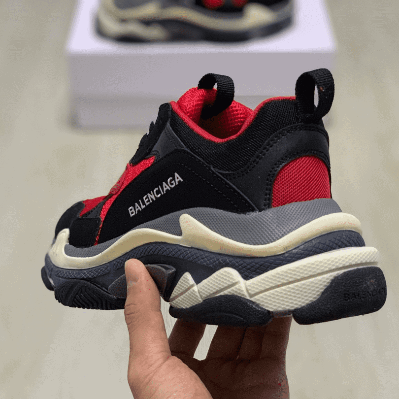 Ba*len*cia*ga triple s trainers - bb31