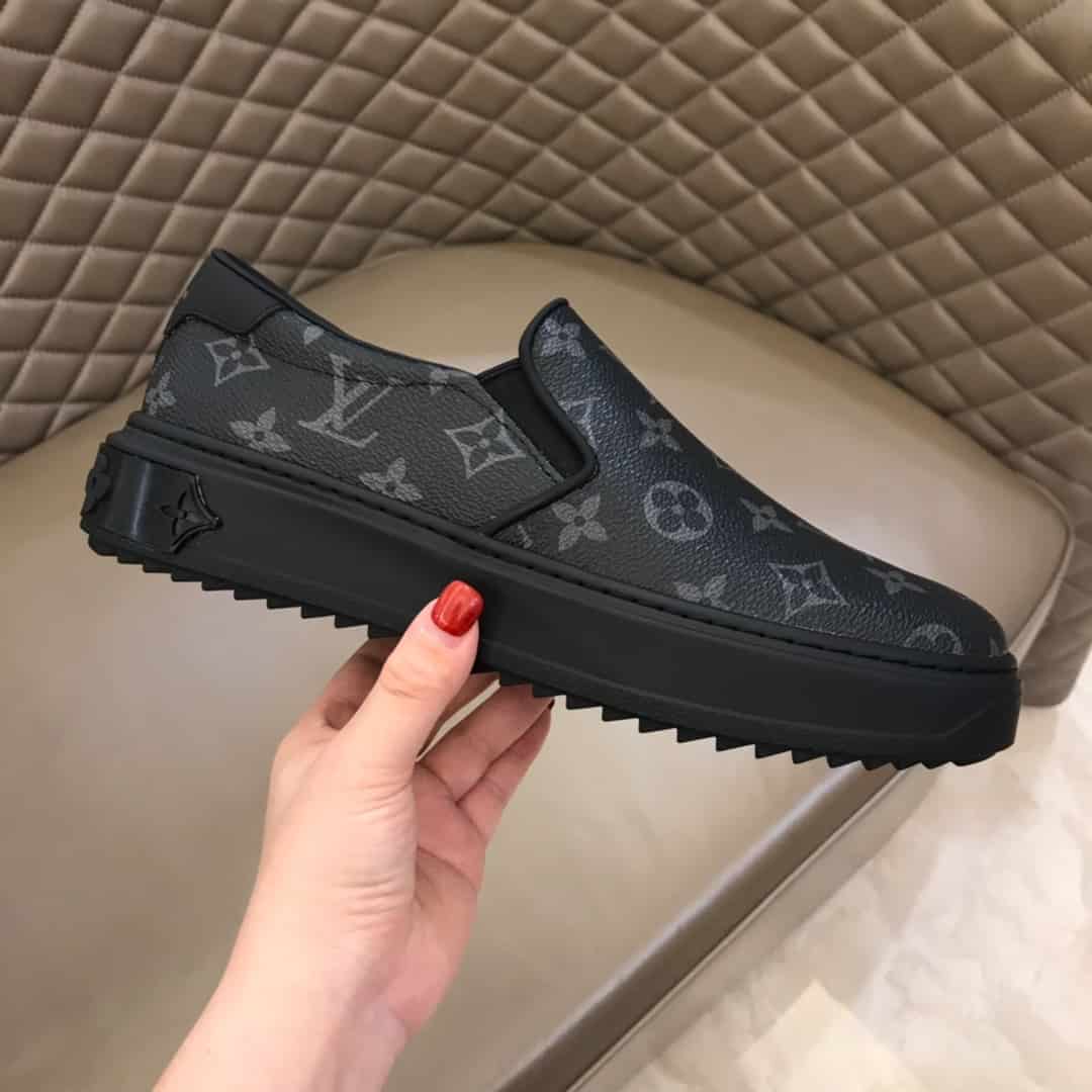 l0*is V*t0n low top sneaker - lv41