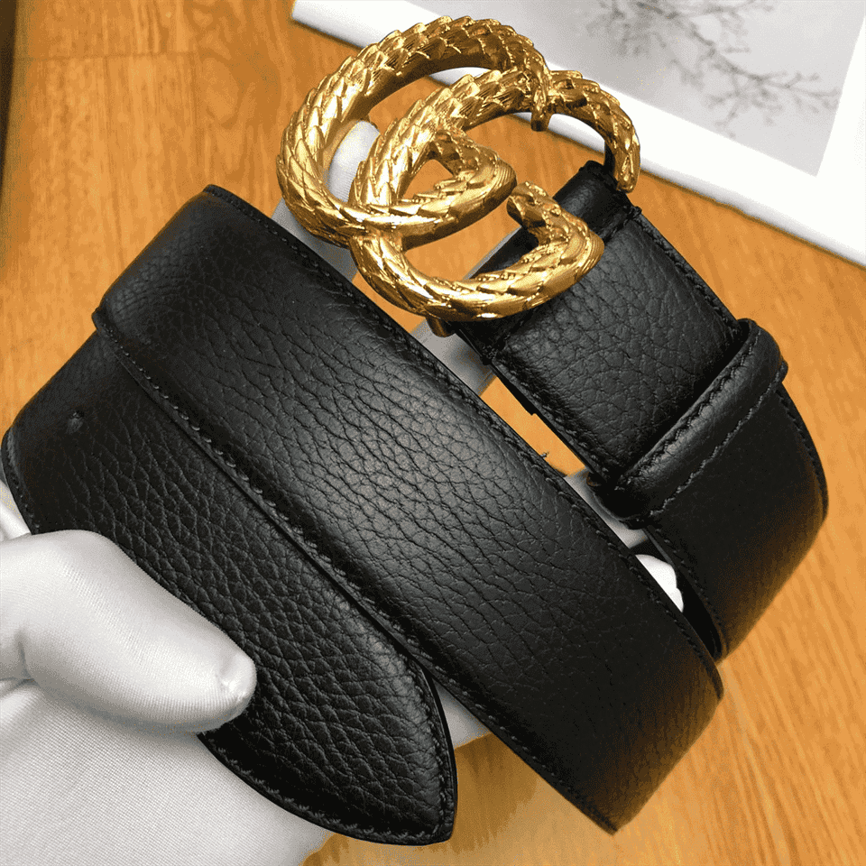 G*u*i leather belt w/ textured double g buckle - b10