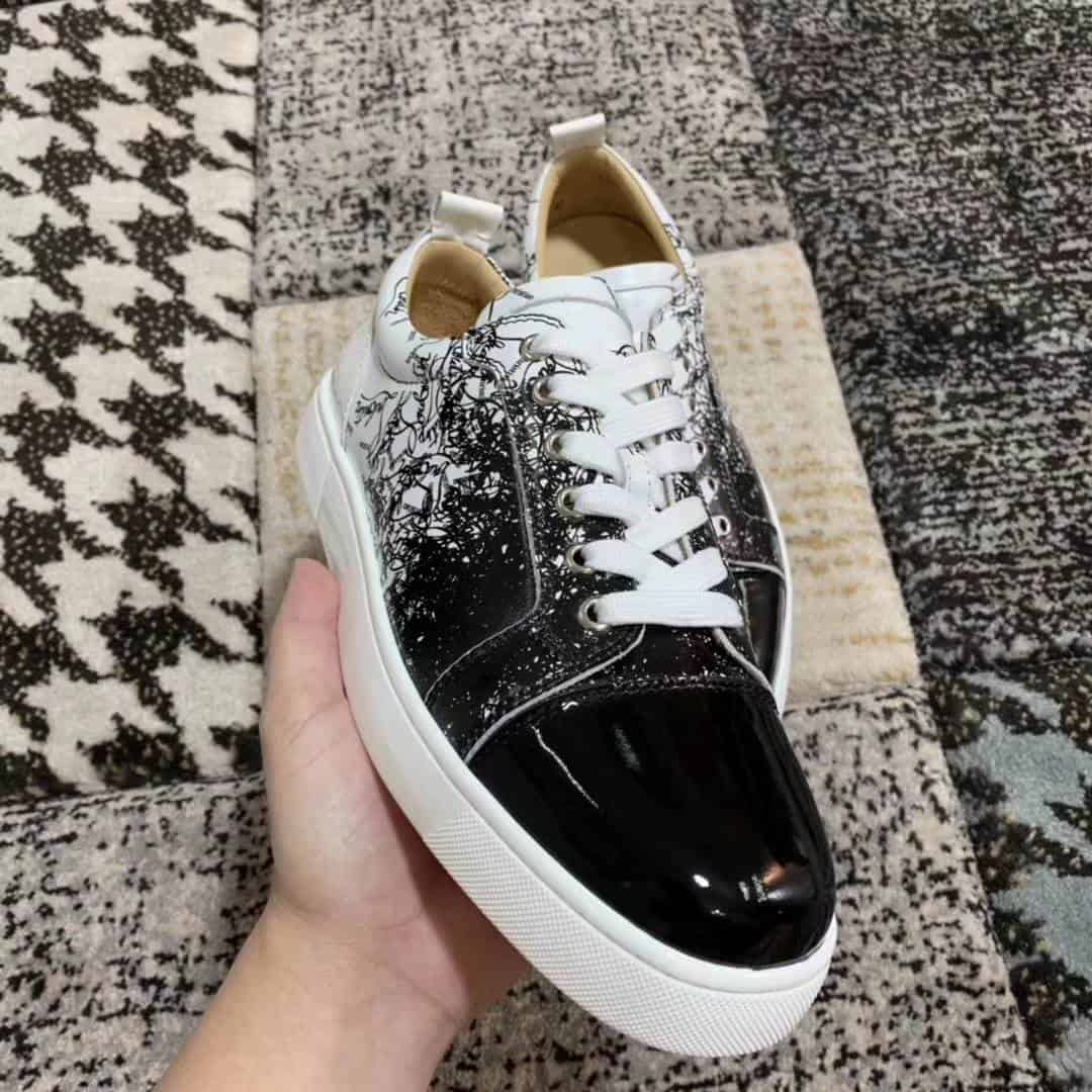 Ch**an louboutin low top sneaker - cl17