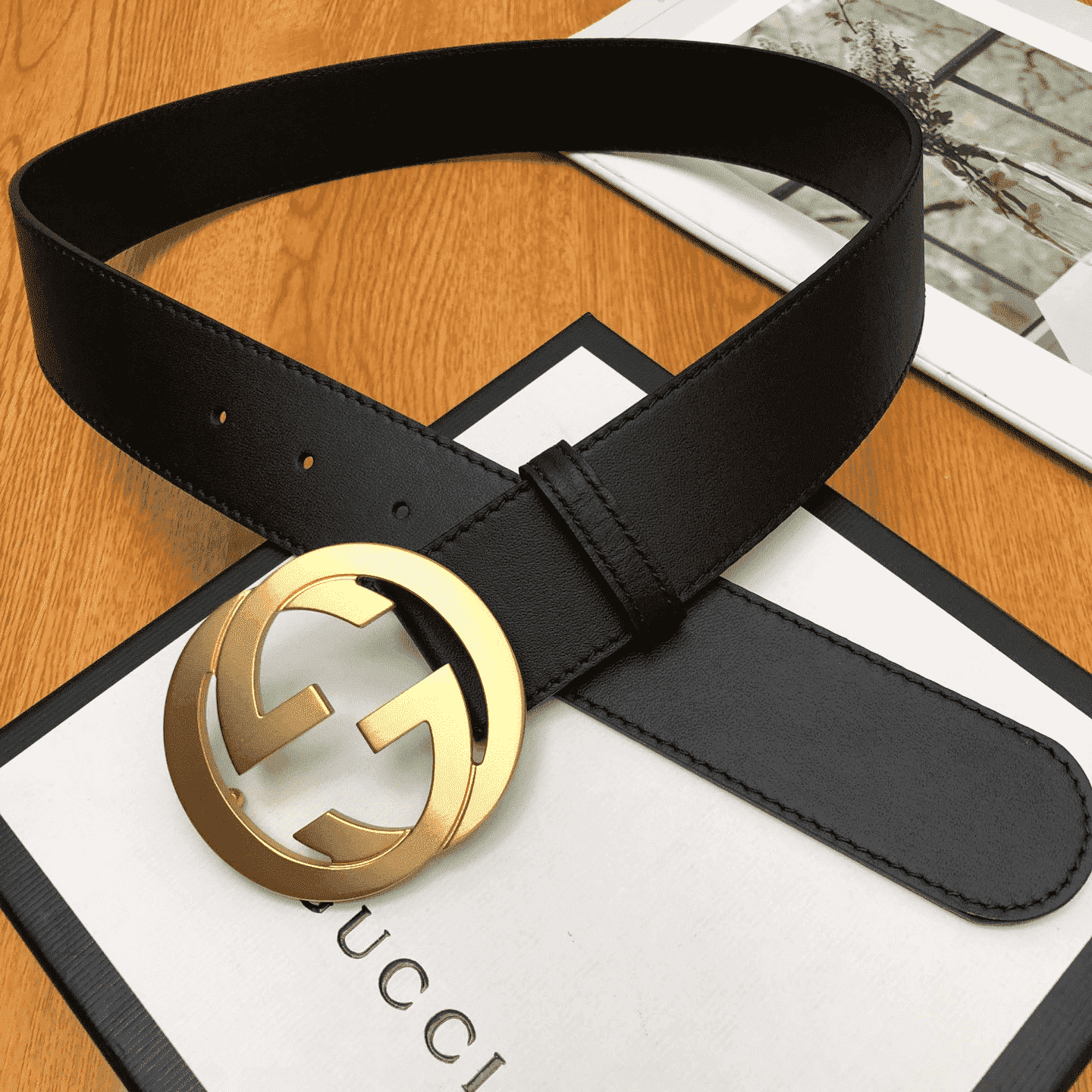 G*u*i interlocking-g leather belt - b5