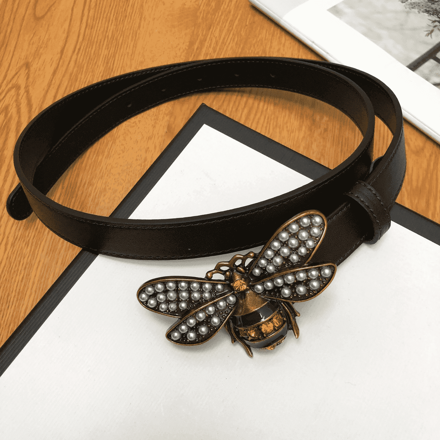 G*u*i bee buckle belt - b17