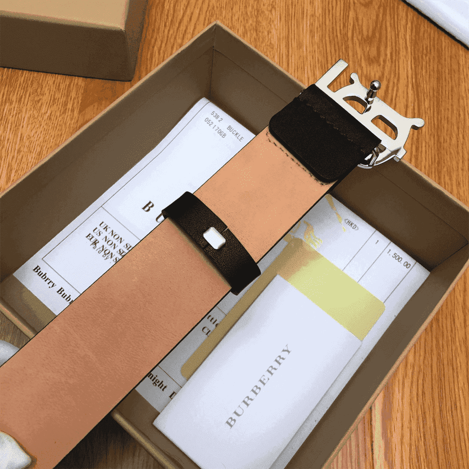 B**rry reversible monogram motif vintage check belt in archive beige - b26