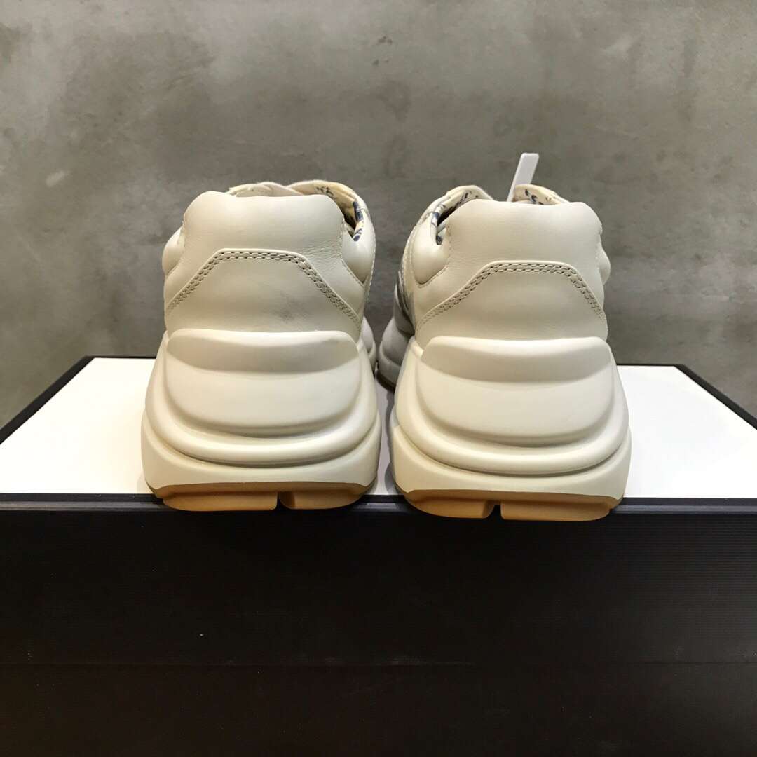 G*u*i rhyton glitter sneaker