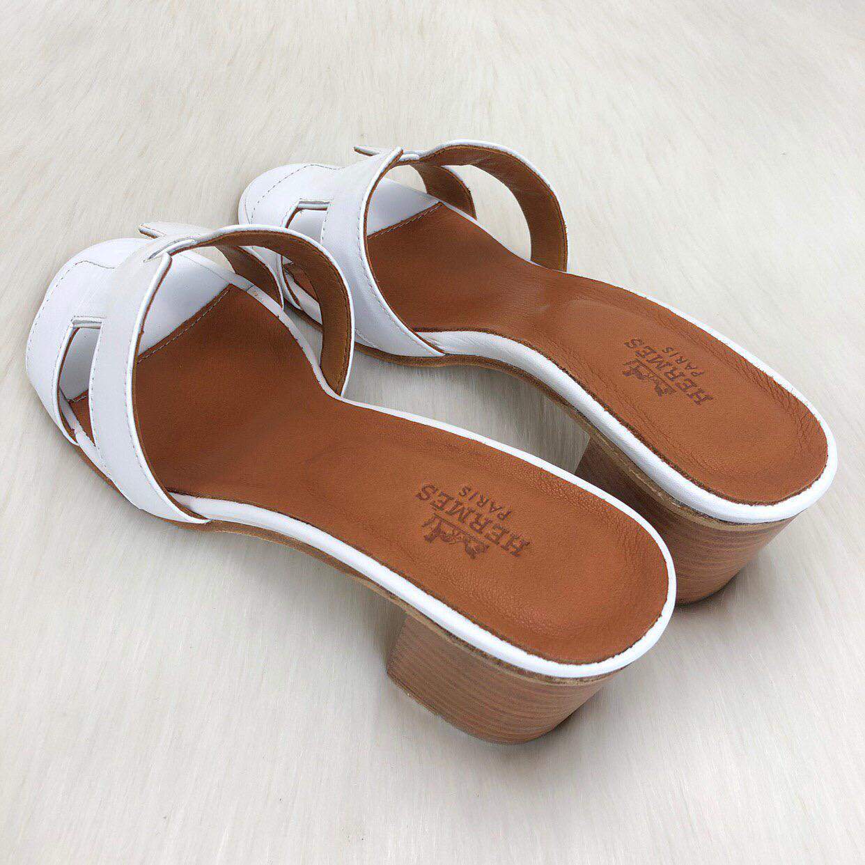 H**mes oasis sandals