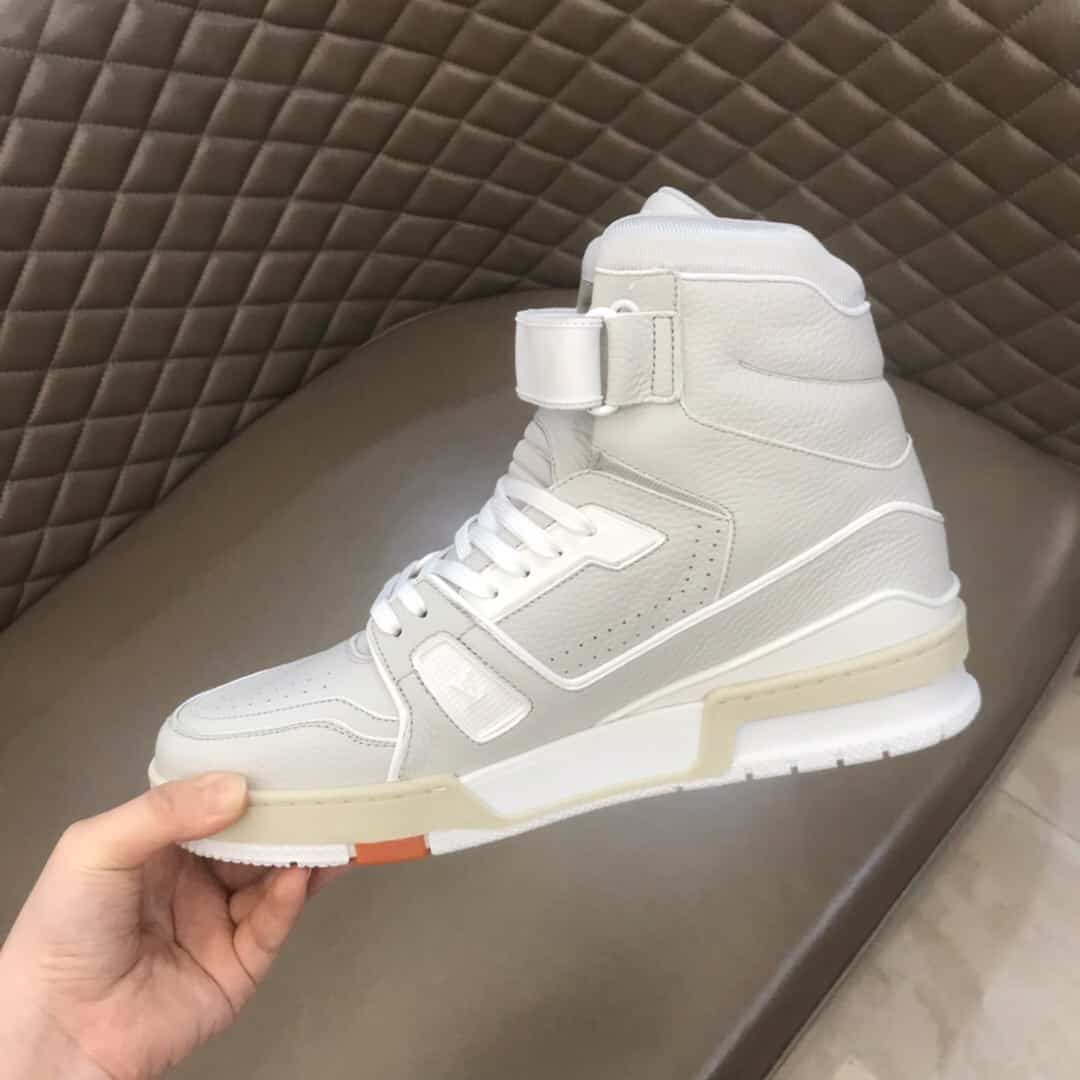 l0*is V*t0n mid -top trainer - lv164