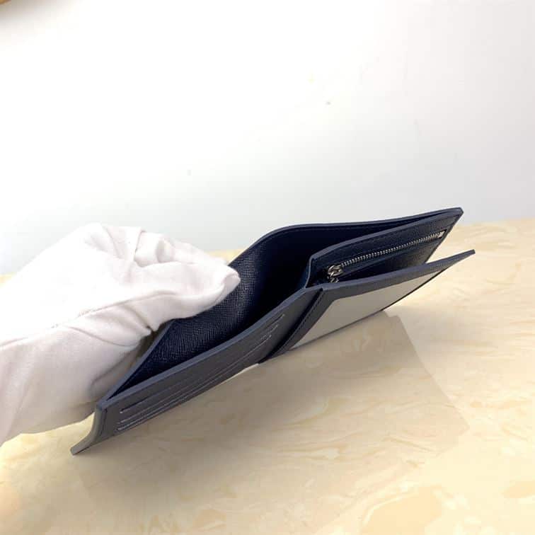 CAMMULTIPLE WALLET M30530