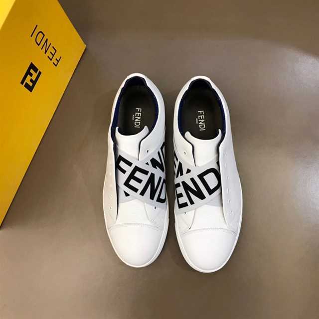F**di logo-strap low-top sneakers - fd11