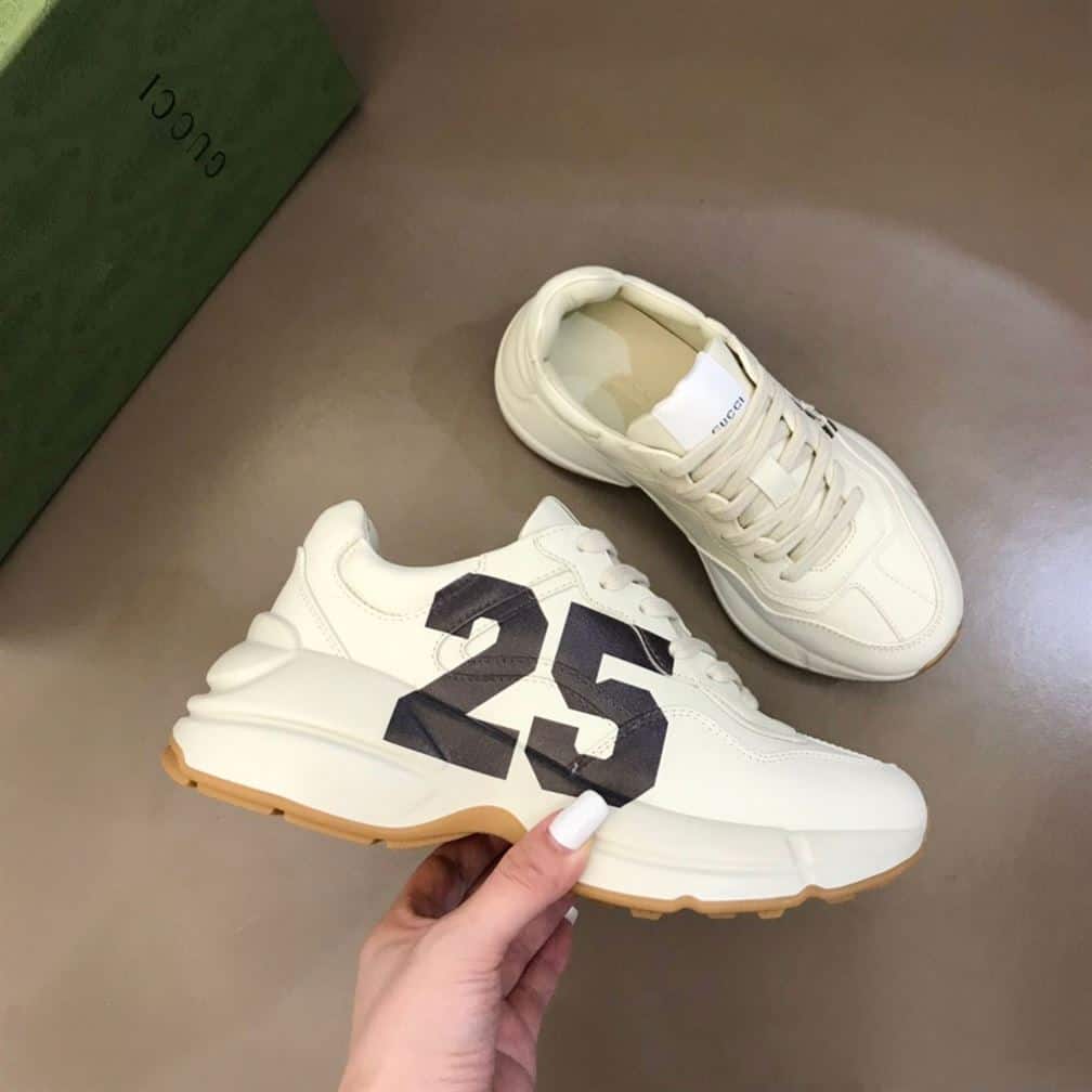 G*u*i rhyton sneakers with 25 - gc062