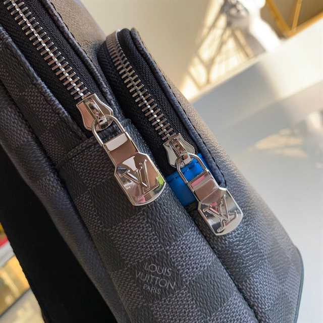 l0*is V*t0n avenue sling bag blue damier graphite giant canvas n40404