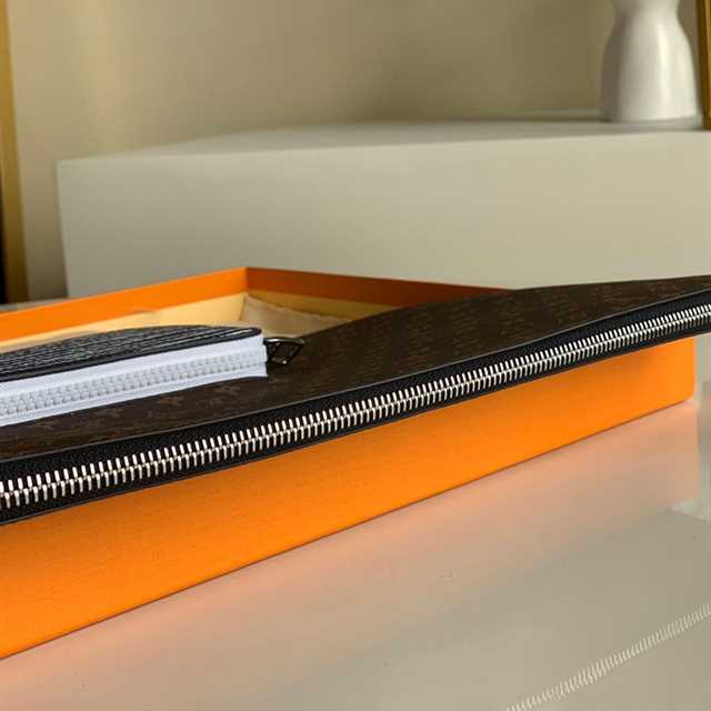 l0*is V*t0n multipocket virgil abloh patchwork m69690