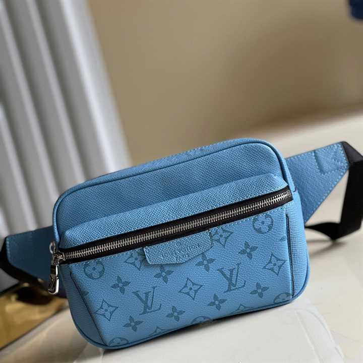 OUTDOOR BUMBAG TAIGARAMA DENIM BLUE M30748