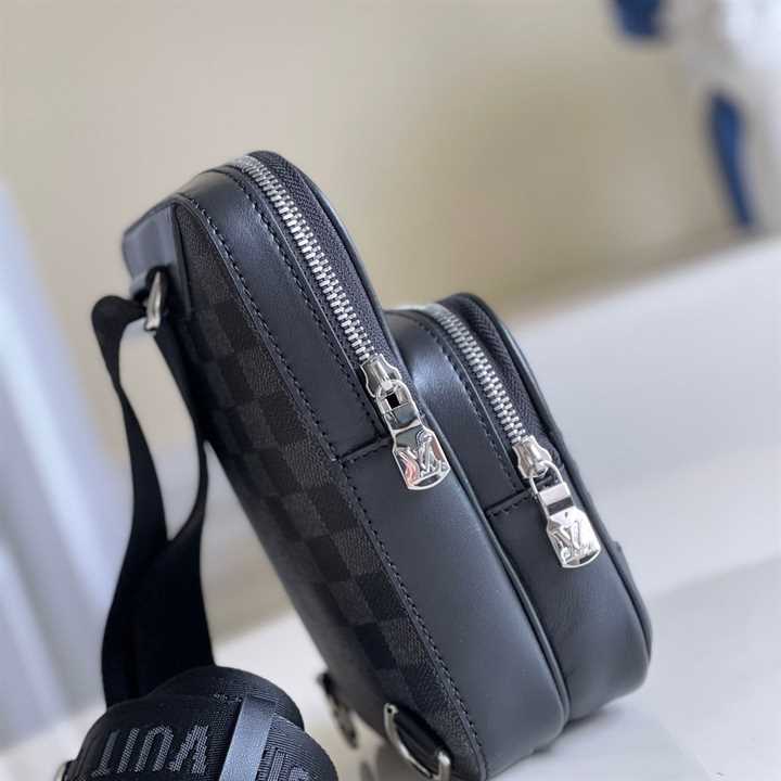 l0*is V*t0n amazone slingbag gray damier graphite 3d coated canvas n50012