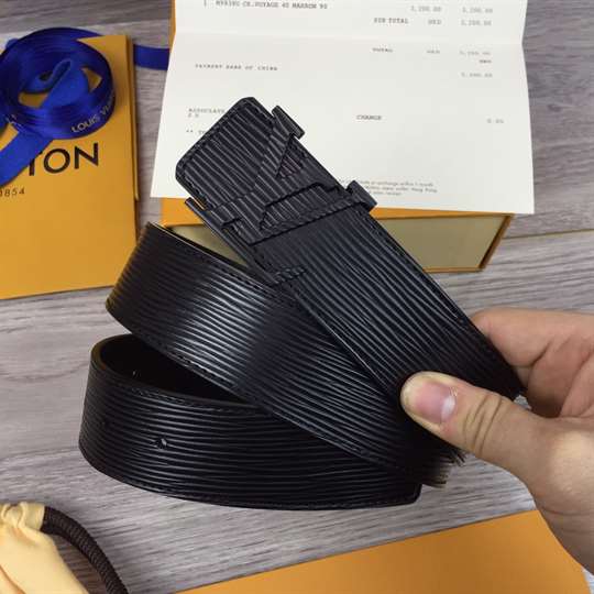 l0*is V*t0n lv initiales 40mm epi leather - b156