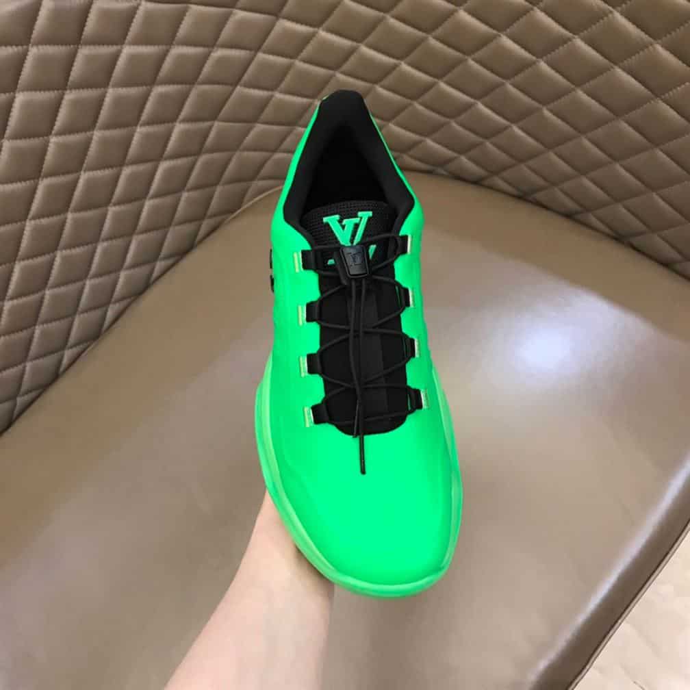 l0*is V*t0n millenium sneakers in green - lv271
