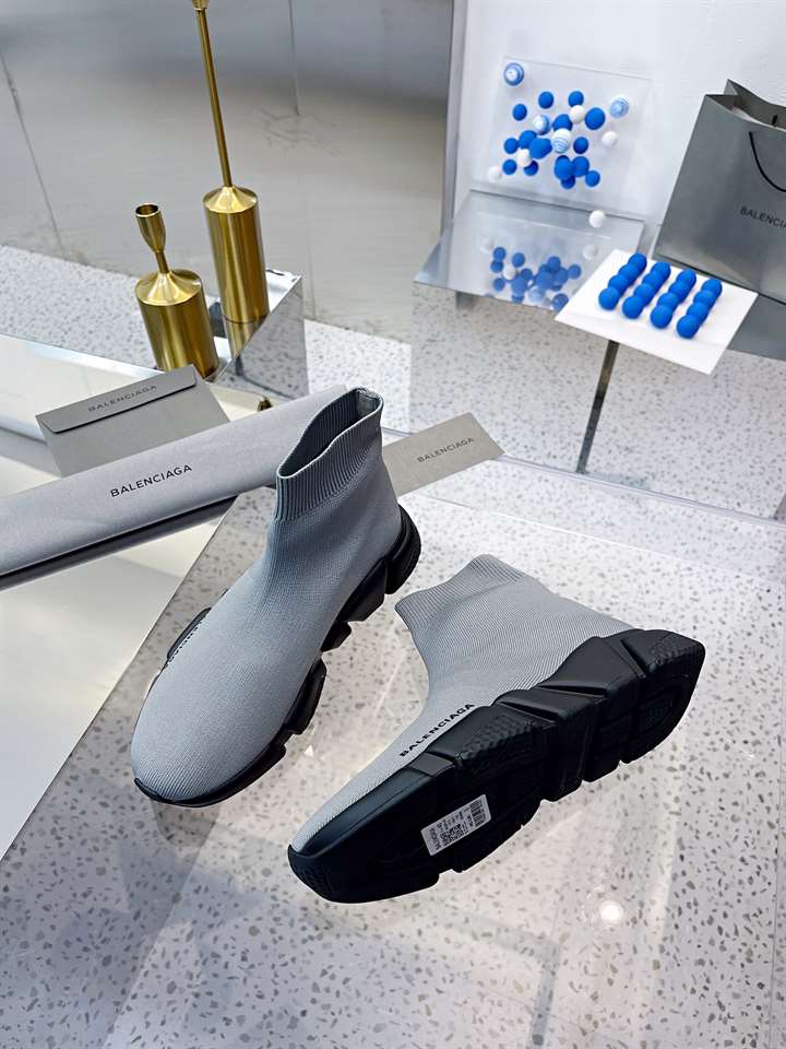 Ba*len*cia*ga men's speed 2.0 sneaker - bb139