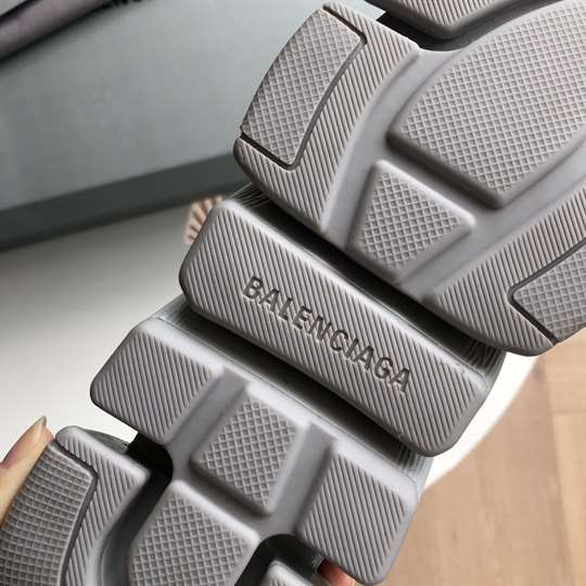 Ba*len*cia*ga speed 2.0 sneaker in grey recycled knit - bb142