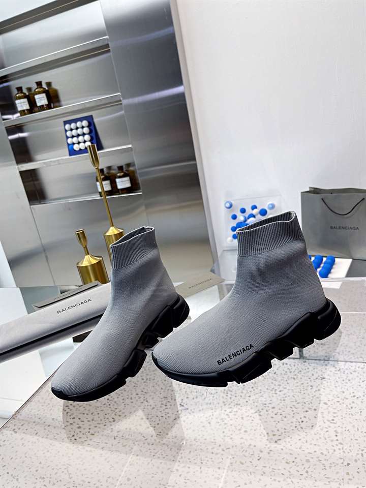 Ba*len*cia*ga men's speed 2.0 sneaker - bb139