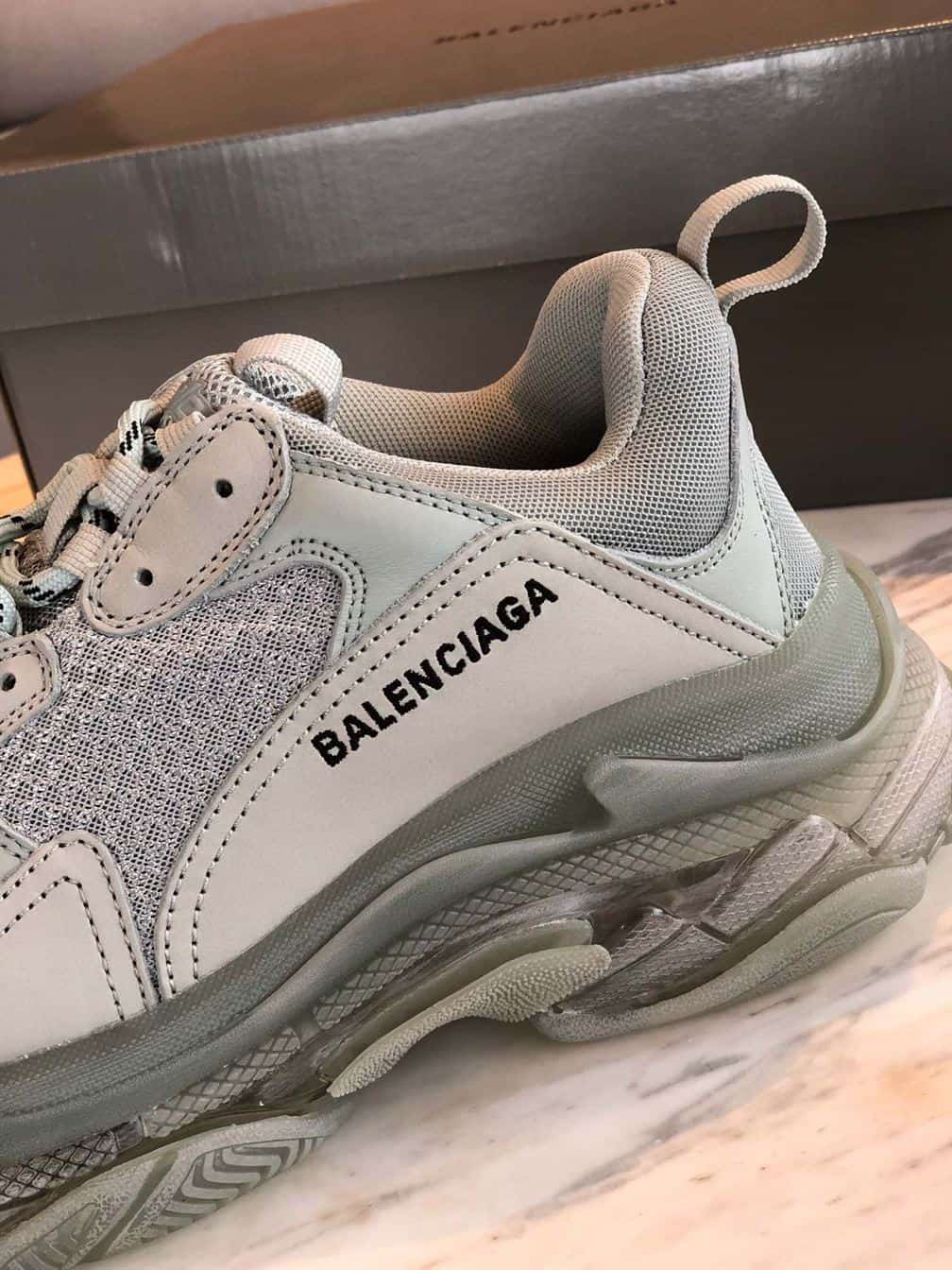 Ba*len*cia*ga triple s - bb172