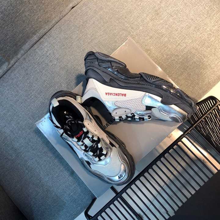 Ba*len*cia*ga triple s white & black sole sneakers - bb170