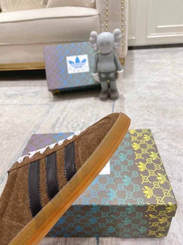 G*u*i gazelle sneaker - gc105