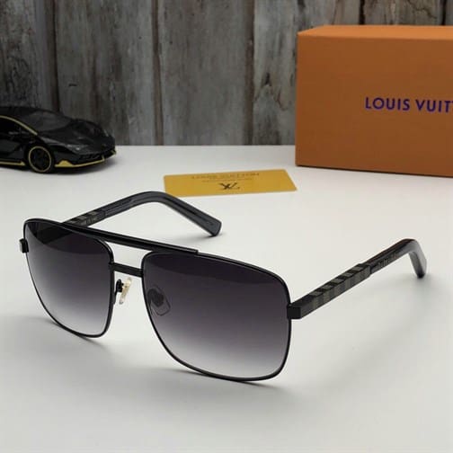 LV SUNGLASSES - GLVT17