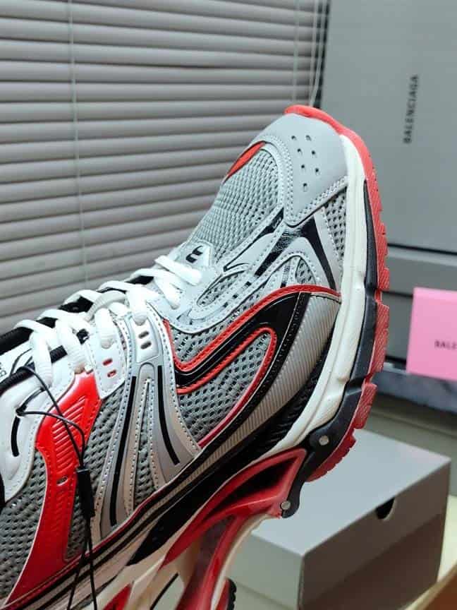 Ba*len*cia*ga men's x-pander sneaker - bb182