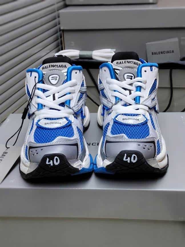 Ba*len*cia*ga men's runner sneaker - bb176