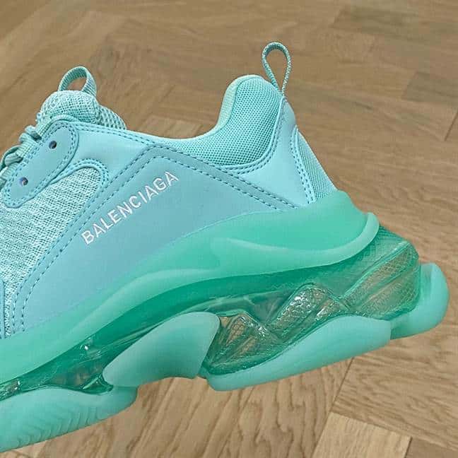 Ba*len*cia*ga men's triple s sneaker clear sole - bb187