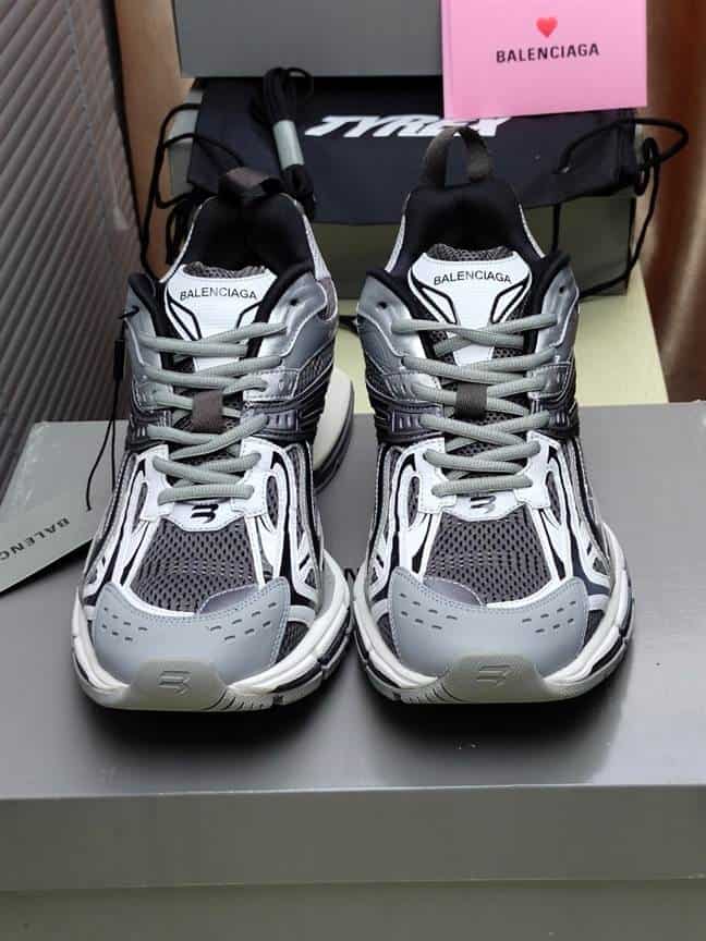 Ba*len*cia*ga men's x-pander sneaker - bb183