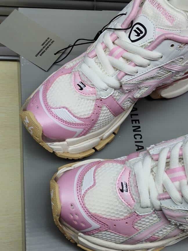 Ba*len*cia*ga men's runner sneaker - bb177