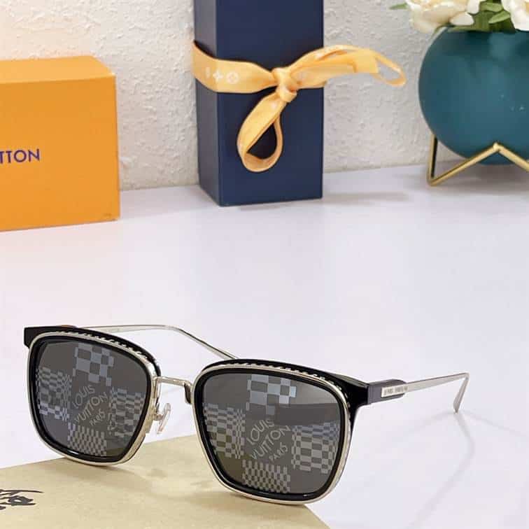 LV SUNGLASSES - GLVT21