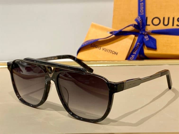 LV SUNGLASSES - GLVT06