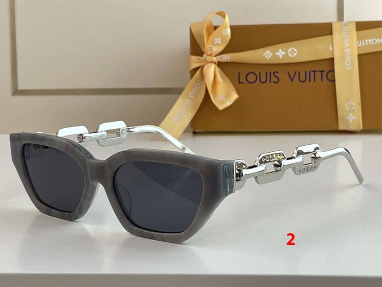 LV SUNGLASSES - GLVT26