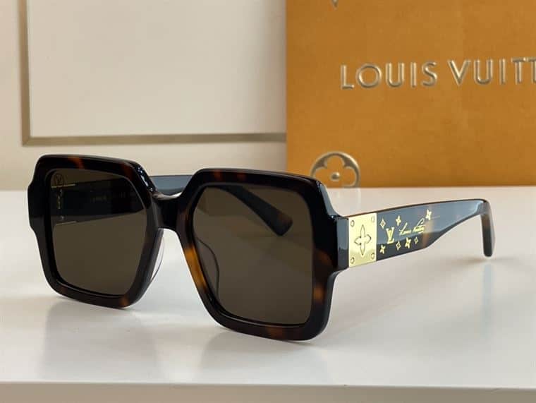 LV SUNGLASSES - GLVT27