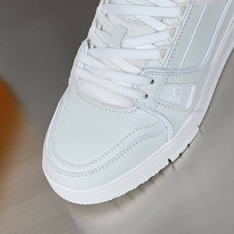 l0*is V*t0n sneaker - lsvt305