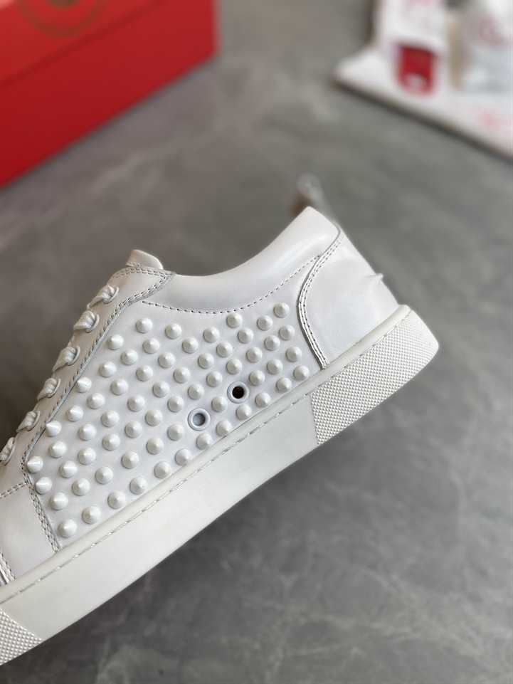 Ch**an louboutin low top sneaker - cl156