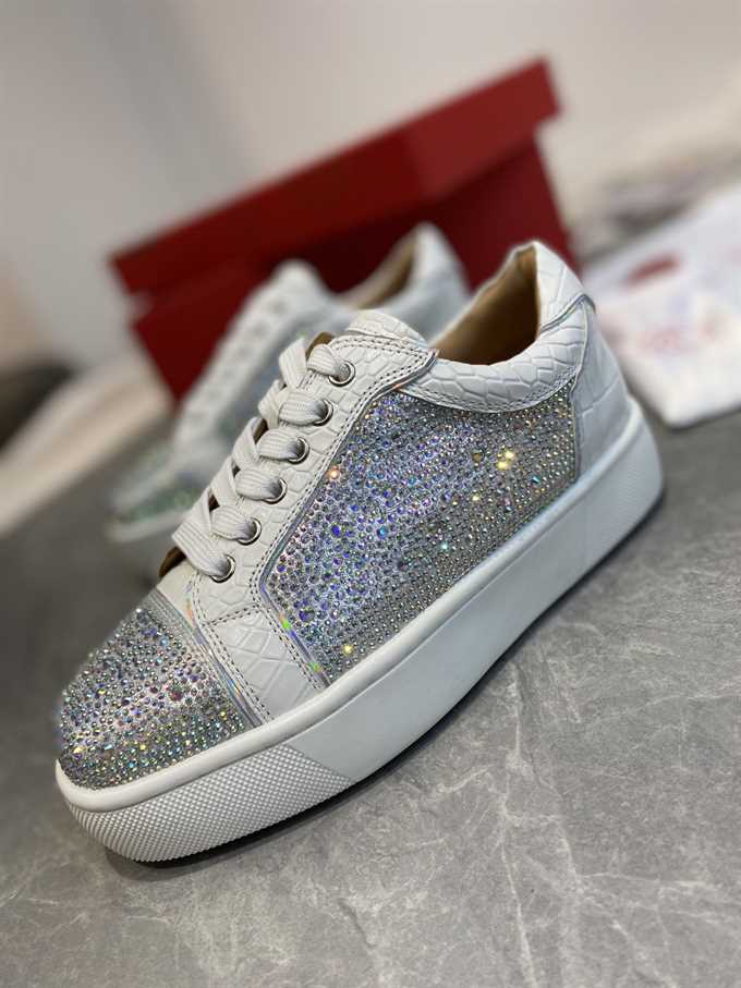 Ch**an louboutin low top sneaker - cl157