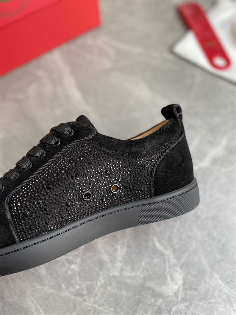 Ch**an louboutin low top sneaker - cl169