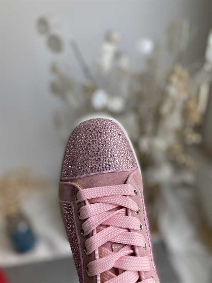 Ch**an louboutin low top sneaker - cl167