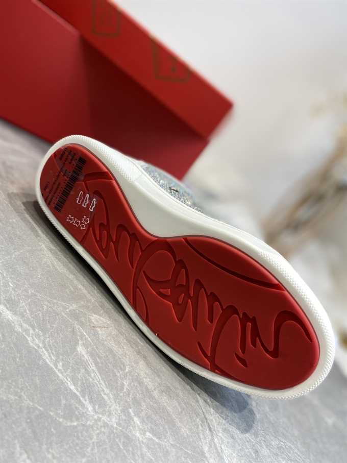 Ch**an louboutin low top sneaker - cl157