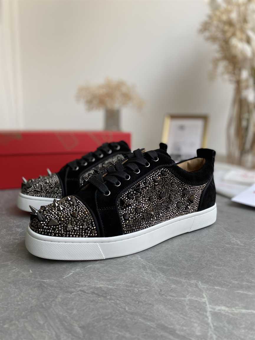Ch**an louboutin low top sneaker - cl163