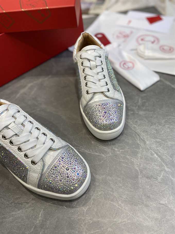Ch**an louboutin low top sneaker - cl157