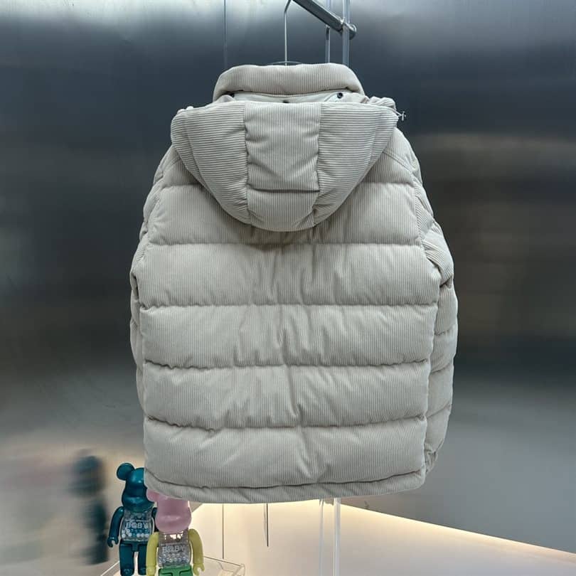 MONCLER JACKET - MJ061