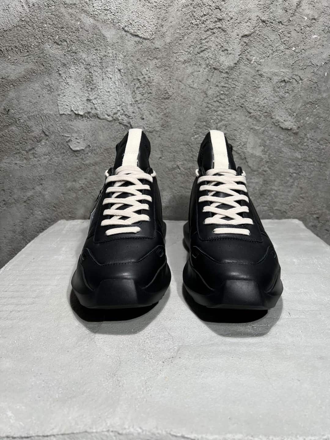 Rick Owens Sneakers - RS001