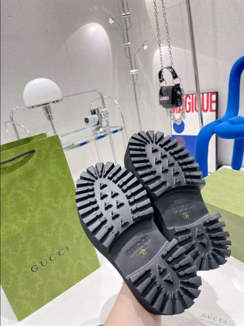 G*u*i wonmen's platform perforated g sandal - sdg013