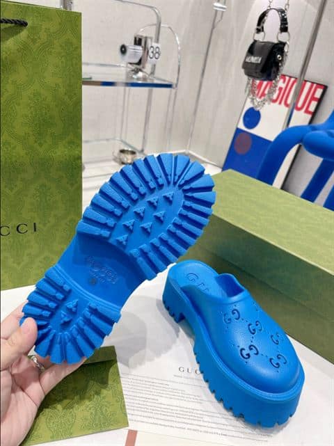 G*u*i wonmen's platform perforated g sandal - sdg014