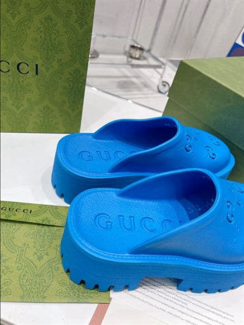 G*u*i wonmen's platform perforated g sandal - sdg014